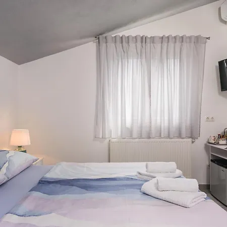 Гостевой дом Anna Трогир